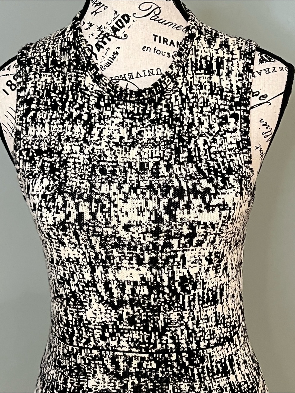 Theory Alancy C Tweedscape dress |black & white textured knit |Size SP |Like New - Picture 10 of 14